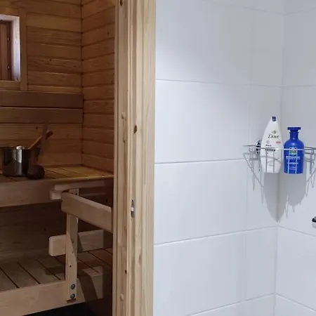Kodikas Huoneisto, Oma Sauna, Ilmainen Pysaekoeinti * ロヴァニエミ
