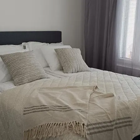 Kodikas Huoneisto, Oma Sauna, Ilmainen Pysaekoeinti *