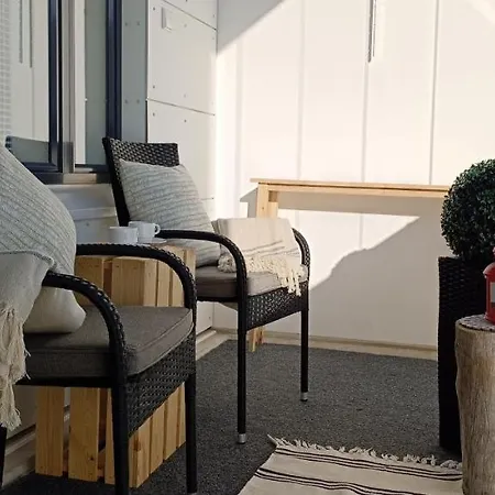 Kodikas Huoneisto, Oma Sauna, Ilmainen Pysaekoeinti Апартаменты